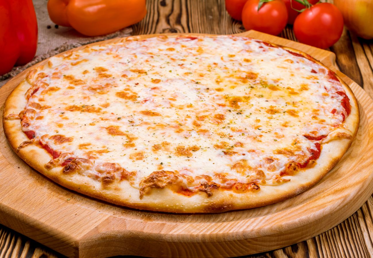 PIZZA 4 QUESOS 6.90€